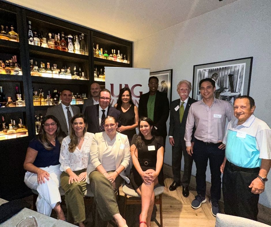 UAG Alumni Family Reunites gathering for a joyful evening of memories and connections in Miami